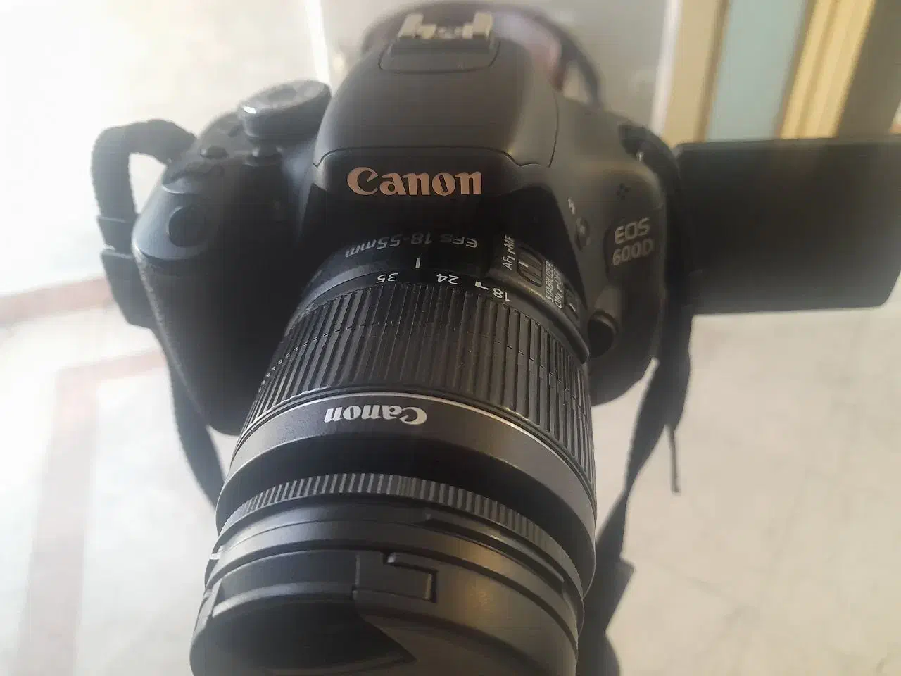 دوربین عکاسی کانن EOS 600D|دوربین عکاسی و فیلم‌برداری|تهران, فلسطین (میدان انقلاب)|دیوار