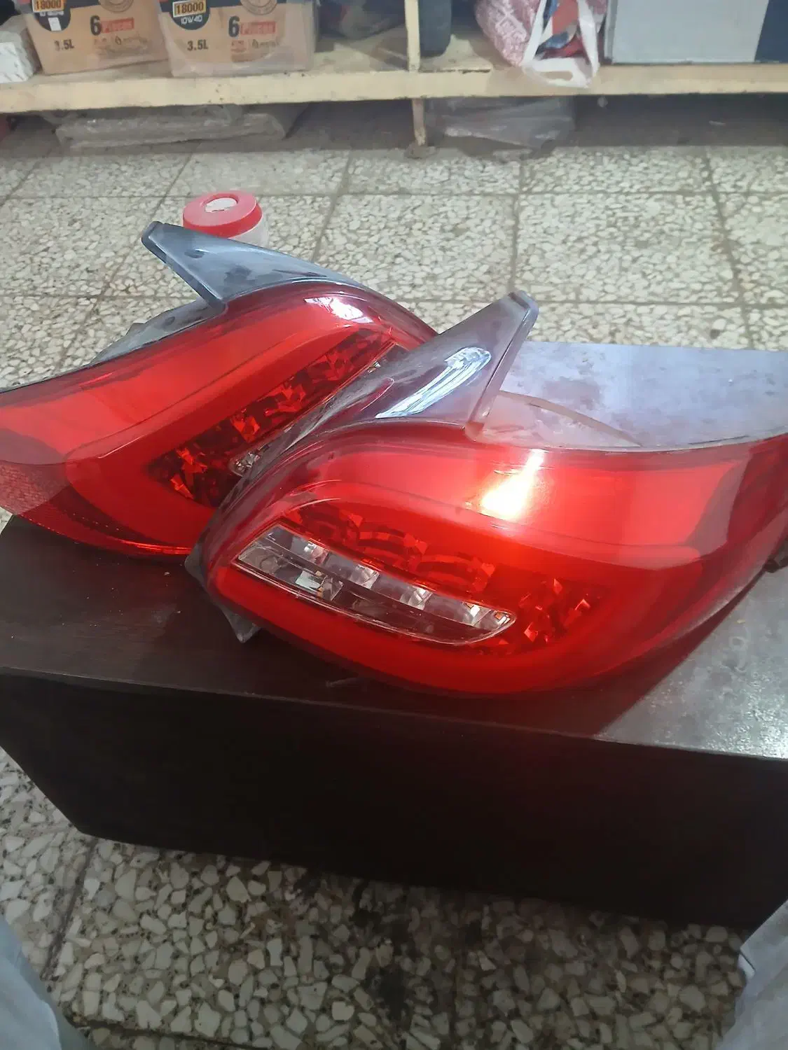 چراغ عقب ۲۰۷  مناسب برای ۲۰۶ و۲۰۷|قطعات یدکی و لوازم جانبی|شاهین‌شهر, شهرک صنعتی|دیوار