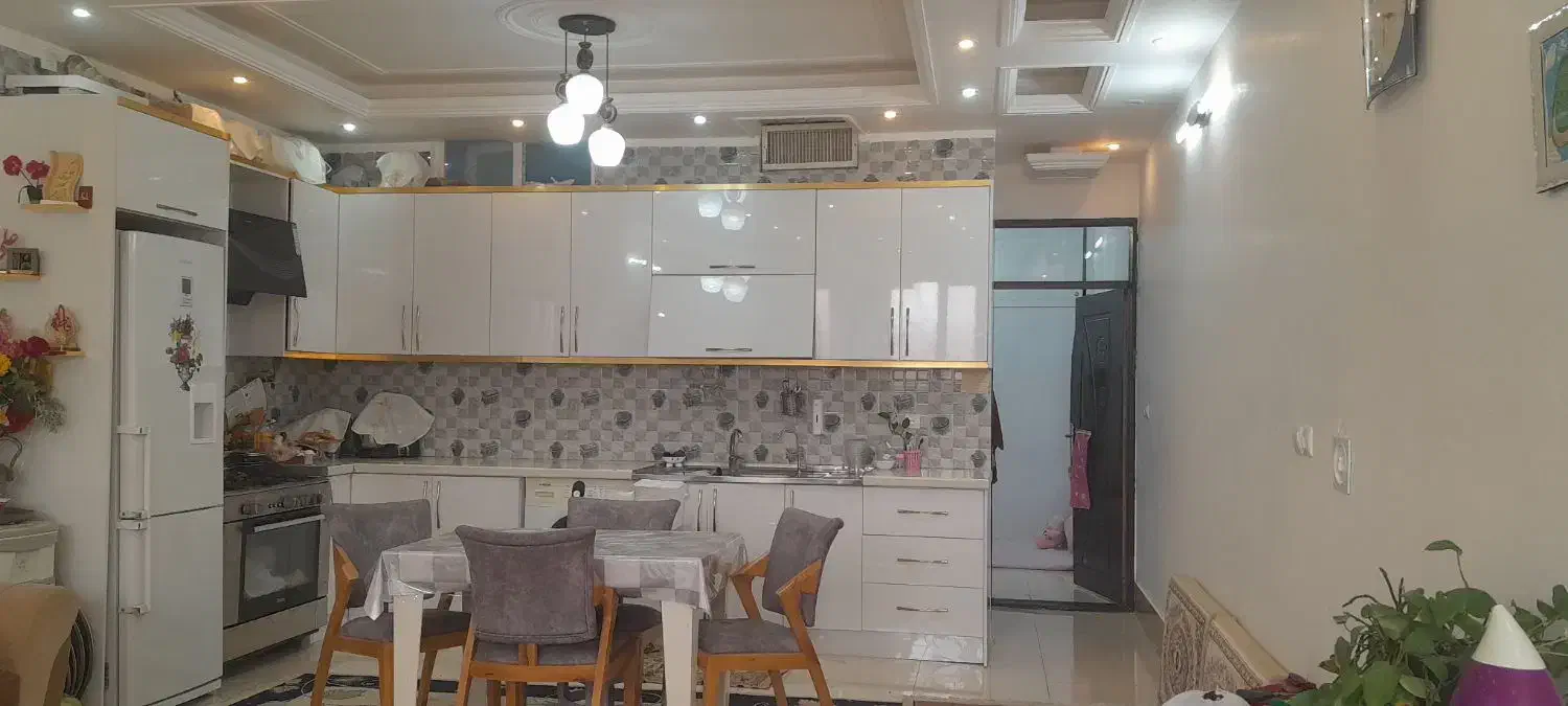 ویلایی همکف شمالی حیاط دار بدون خرج ۲ خواب|فروش خانه و ویلا|قم, سربخش|دیوار