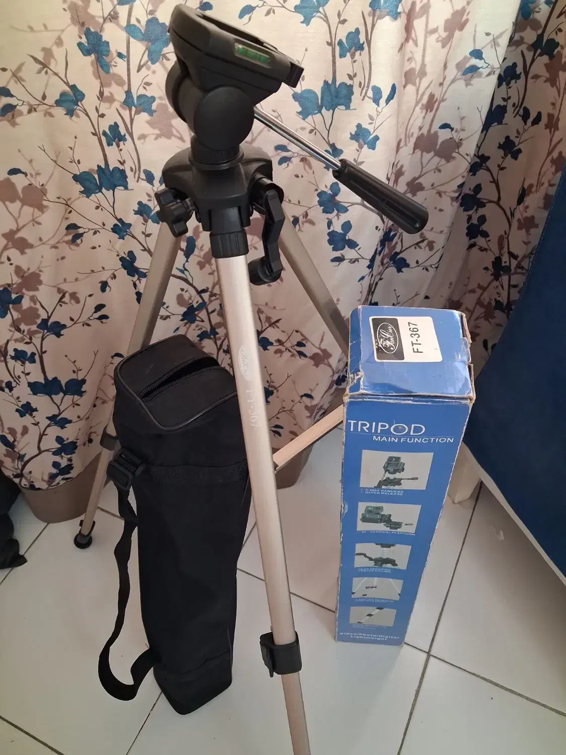 پایه دوربین عکاسی و فیلمبرداری سالم و نو|دوربین عکاسی و فیلمبرداری|تهران, شاهین|دیوار