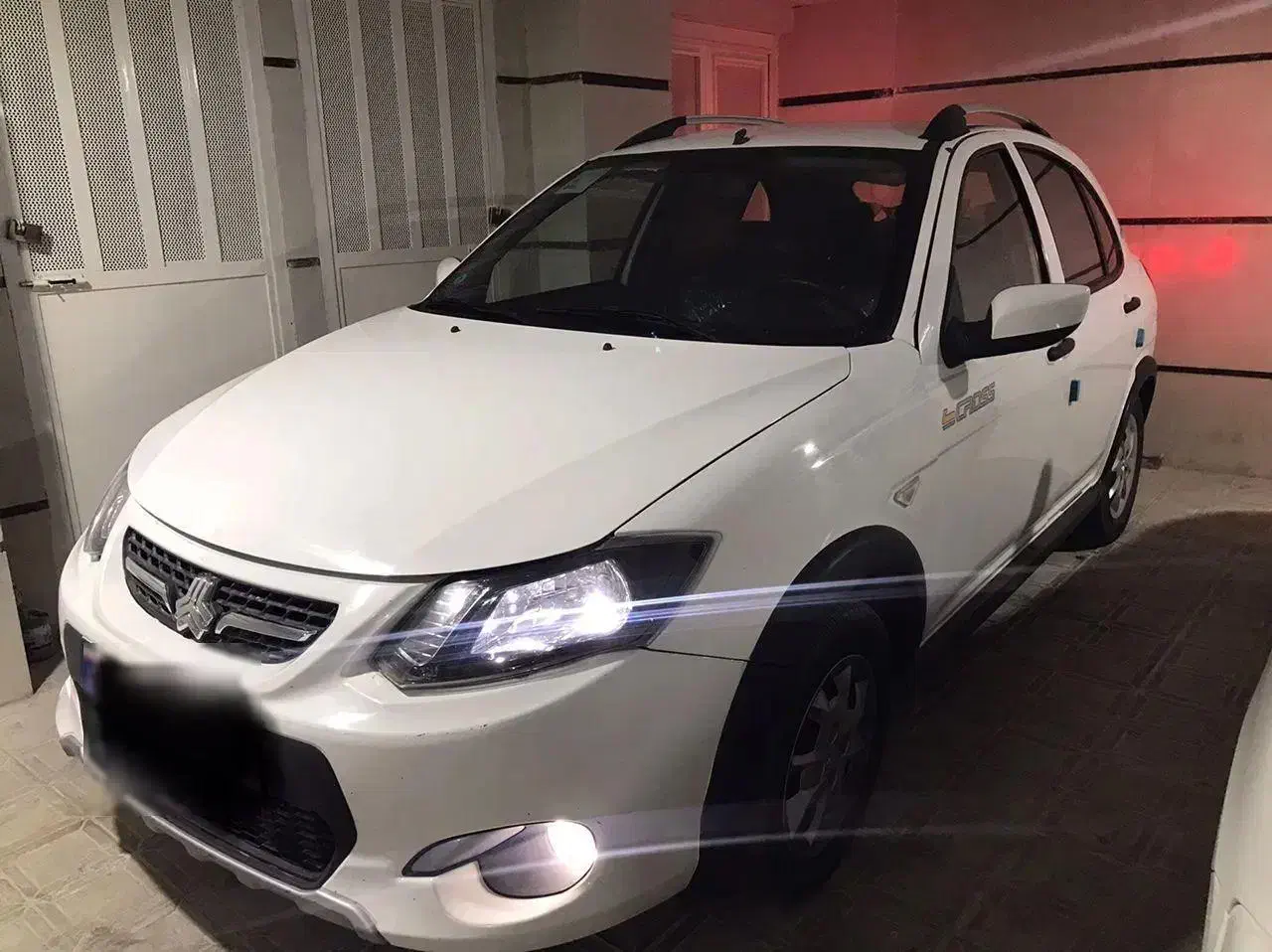 کویک ۱۴۰۱|خودرو سواری و وانت|شیراز, دوکوهک|دیوار