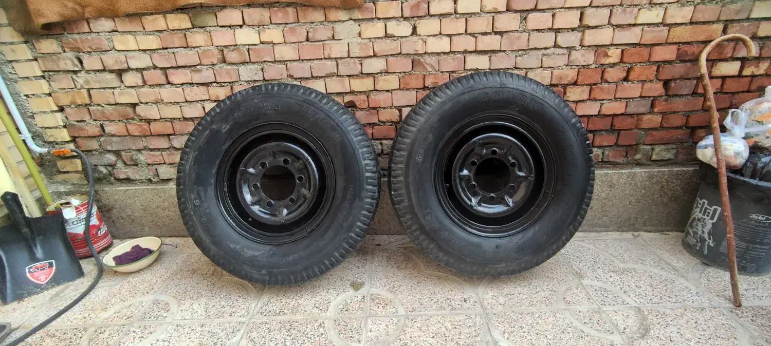 تایر و رینگ در حد|قطعات یدکی و لوازم جانبی|نقده, |دیوار