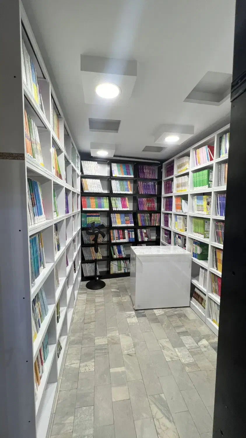 کتاب چاپ ۴۰۲و۴۰۳ با۳۰و۴۰و۵۰ درصدتخفیف|کتاب و مجله آموزشی|همدان, |دیوار