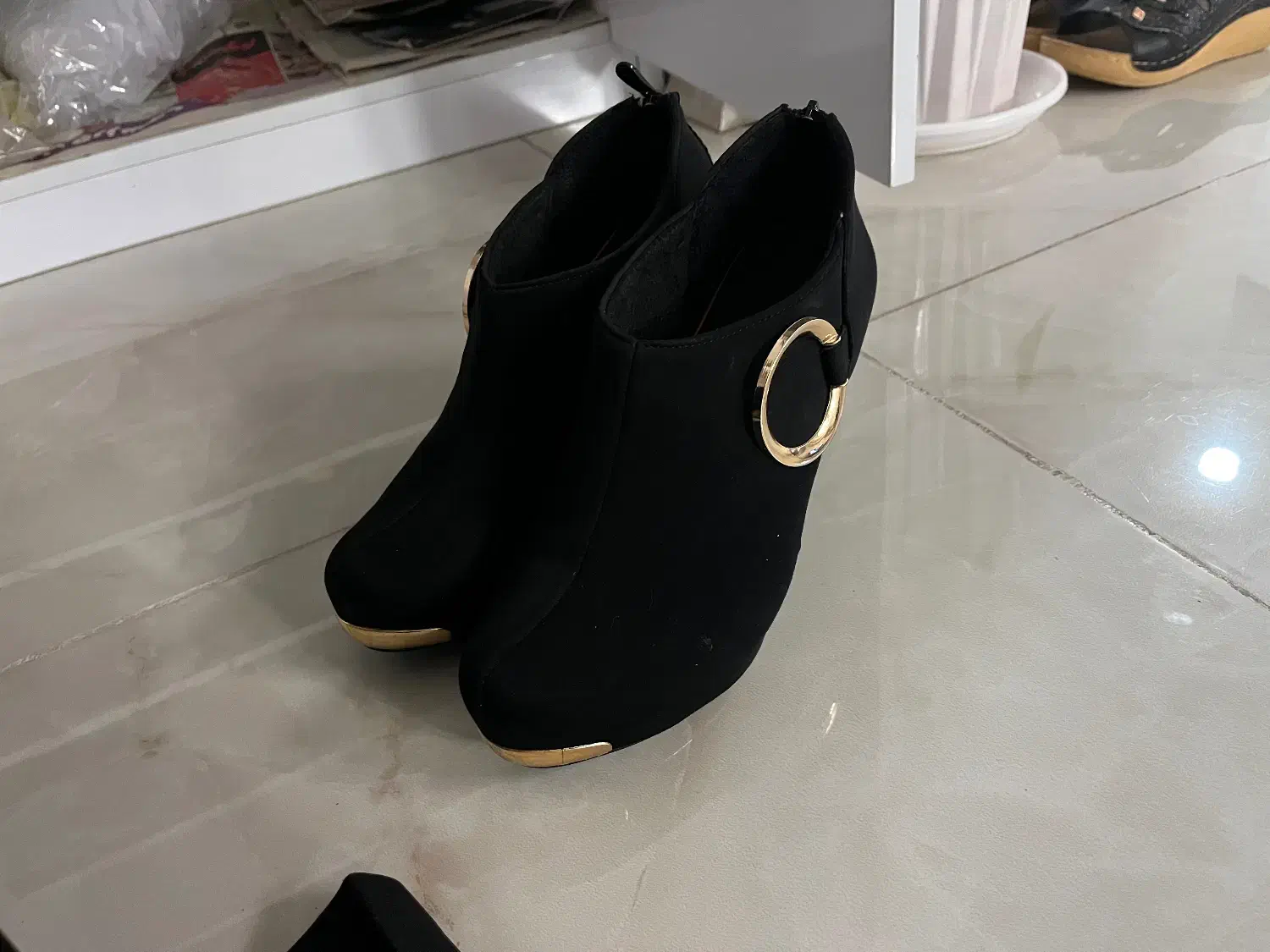 کفش مجلسی|کیف، کفش، کمربند|پاکدشت, پاکدشت (مامازند)|دیوار