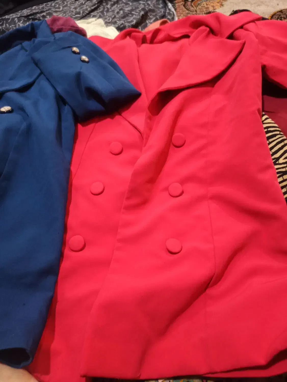 چندتیکه لباس زنانه|لباس|مشگین شهر, |دیوار