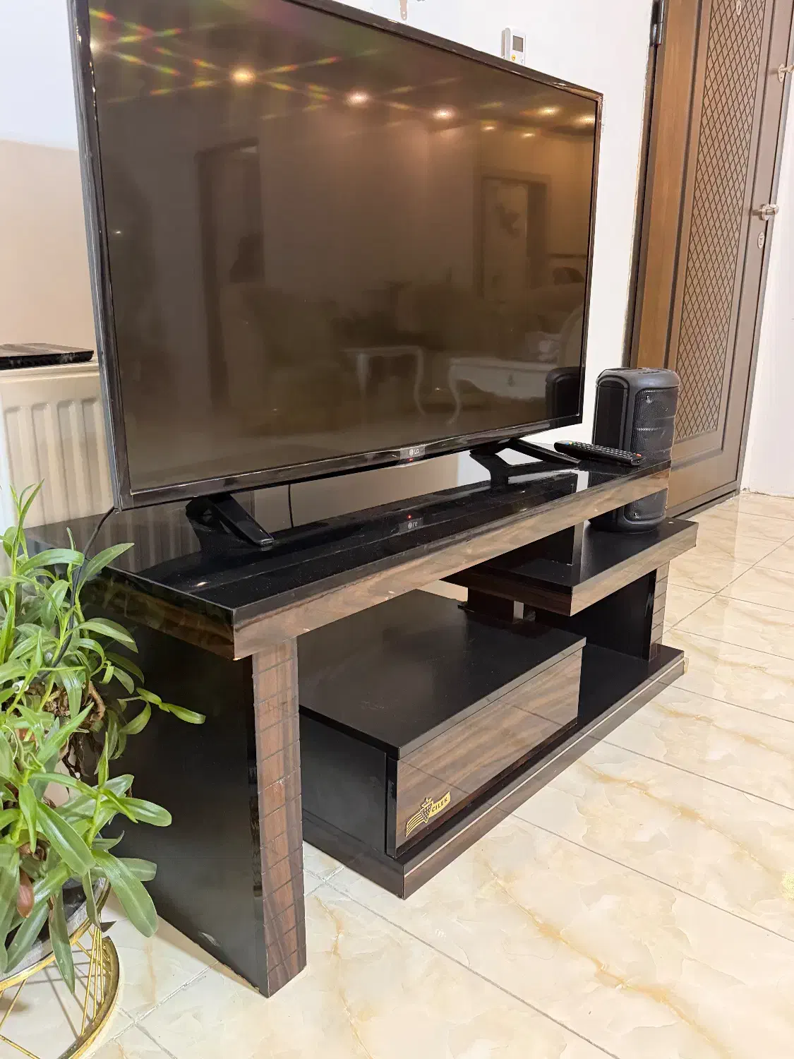 میز تلوزیون|میز تلویزیون|ارومیه, |دیوار