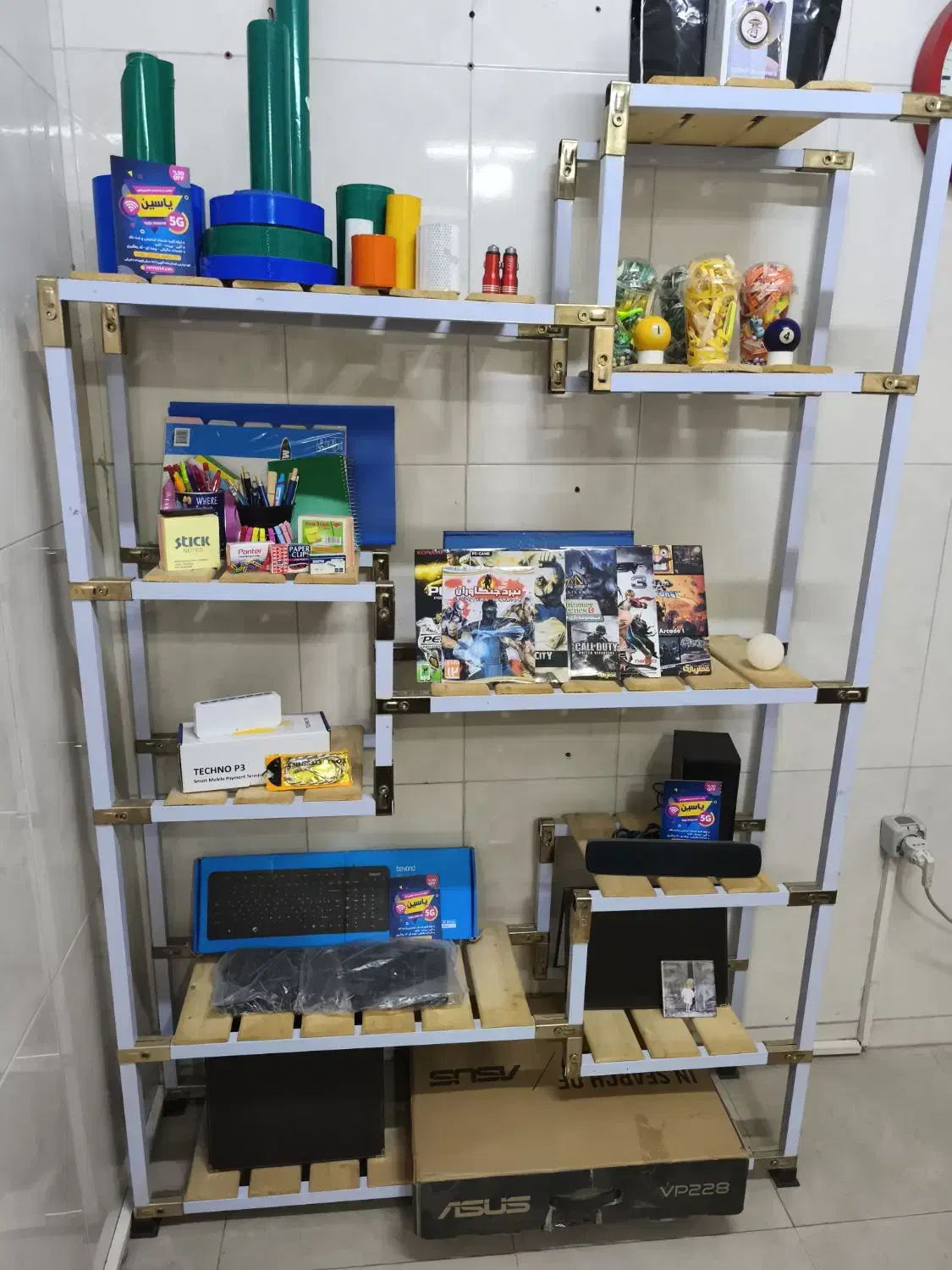 کتابخانه و استند|کتابخانه، شلف، قفسههای دیواری|تهران, تهرانپارس شرقی|دیوار