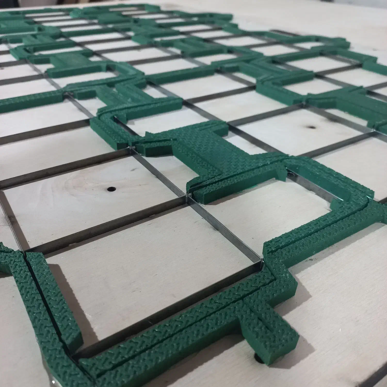 کارگر ساده (قالبسازی چاپخانه)|استخدام صنعتی، فنی، مهندسی|تهران, شهرک بعثت|دیوار