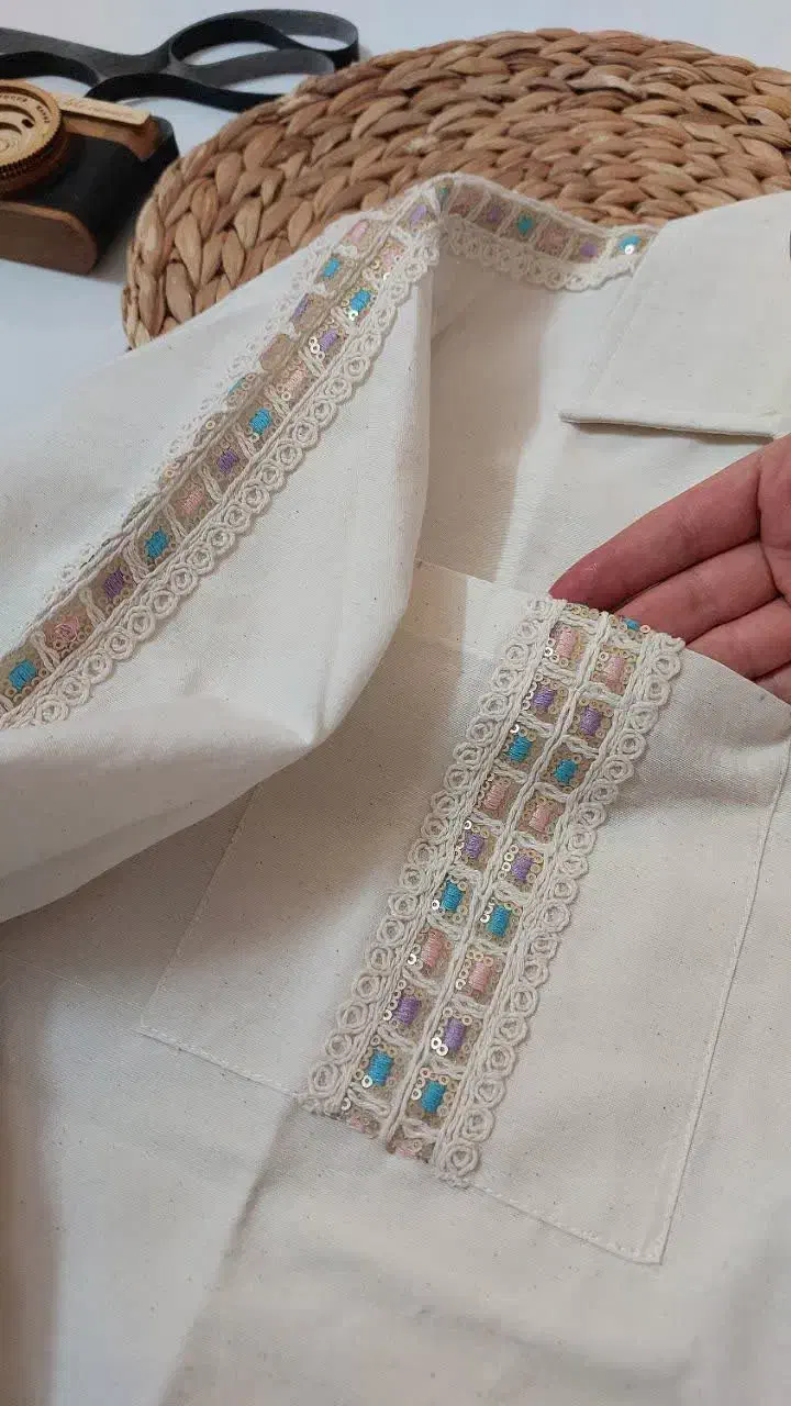 مانتو لنین خرجکار|لباس|قم, بنیاد|دیوار