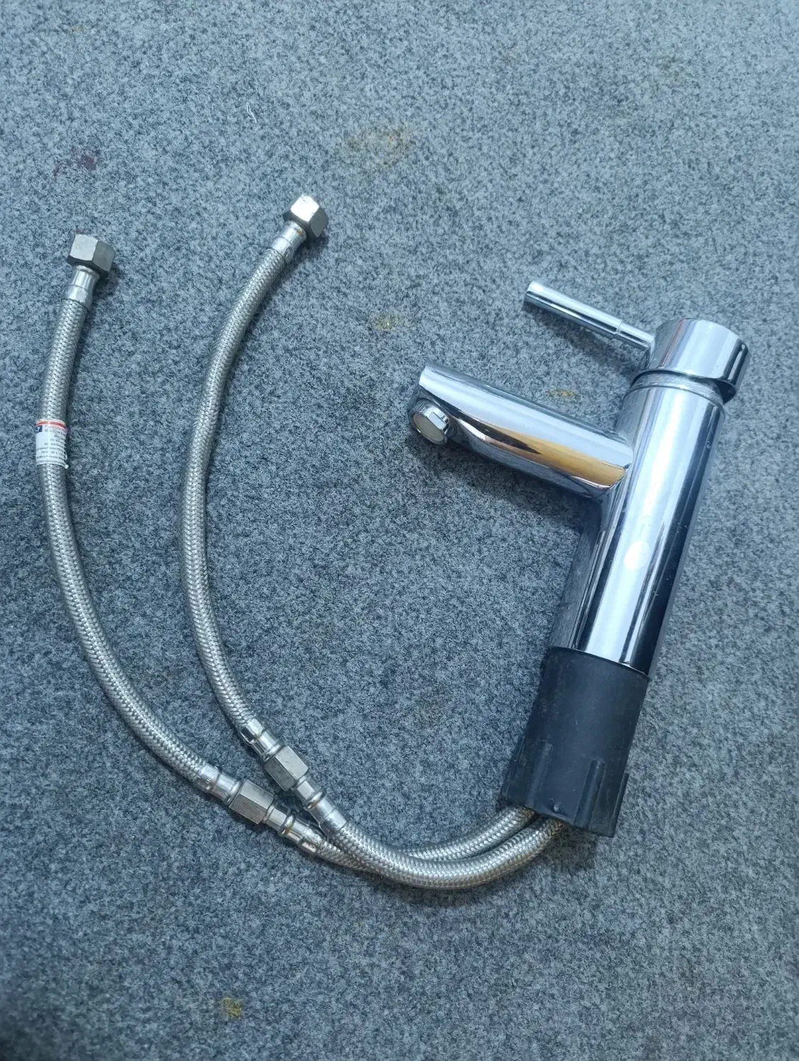 شیر روشویی گرم سرد|لوازم سرویس بهداشتی|قشم, |دیوار