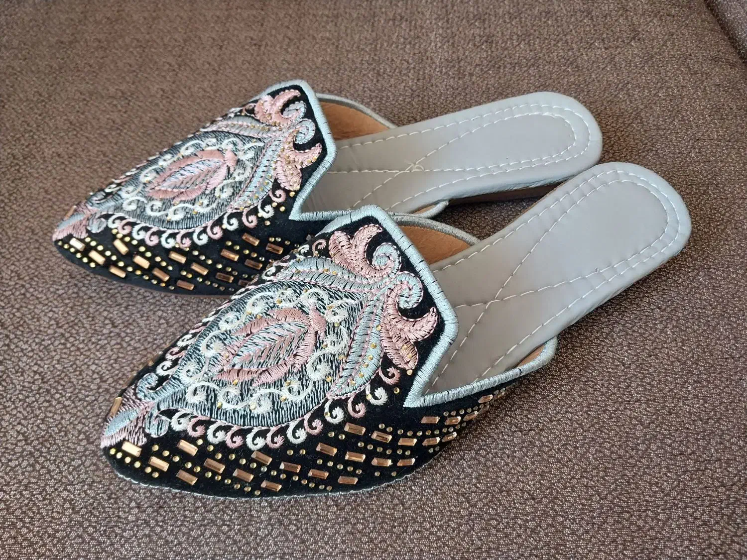 صندل روفرشی مجلسی|کیف، کفش، کمربند|اصفهان, ستار|دیوار