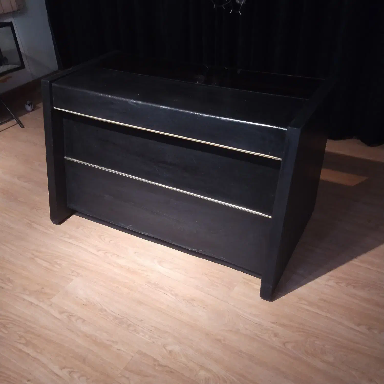 میز اداری|میز تحریر و کامپیوتر|رشت, نظری|دیوار