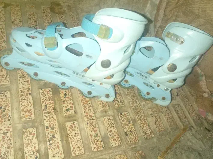 کفش اسکیت|دوچرخه، اسکیت، اسکوتر|تبریز, |دیوار