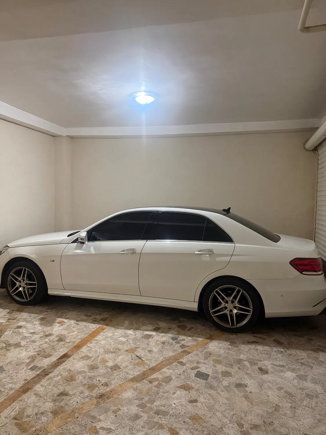 بنز E300|خودرو کلاسیک|رشت, کاکتوس|دیوار