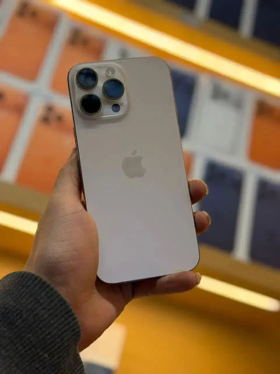 گوشی آیفون 16 پرومکس / اقساطی3.5%/بازنشستگان|موبایل|تبریز, |دیوار