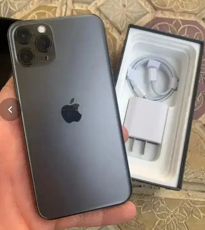 اپل iPhone 11 با حافظهٔ ۱۲۸ و 11pro|موبایل|شیروان (خراسان), |دیوار