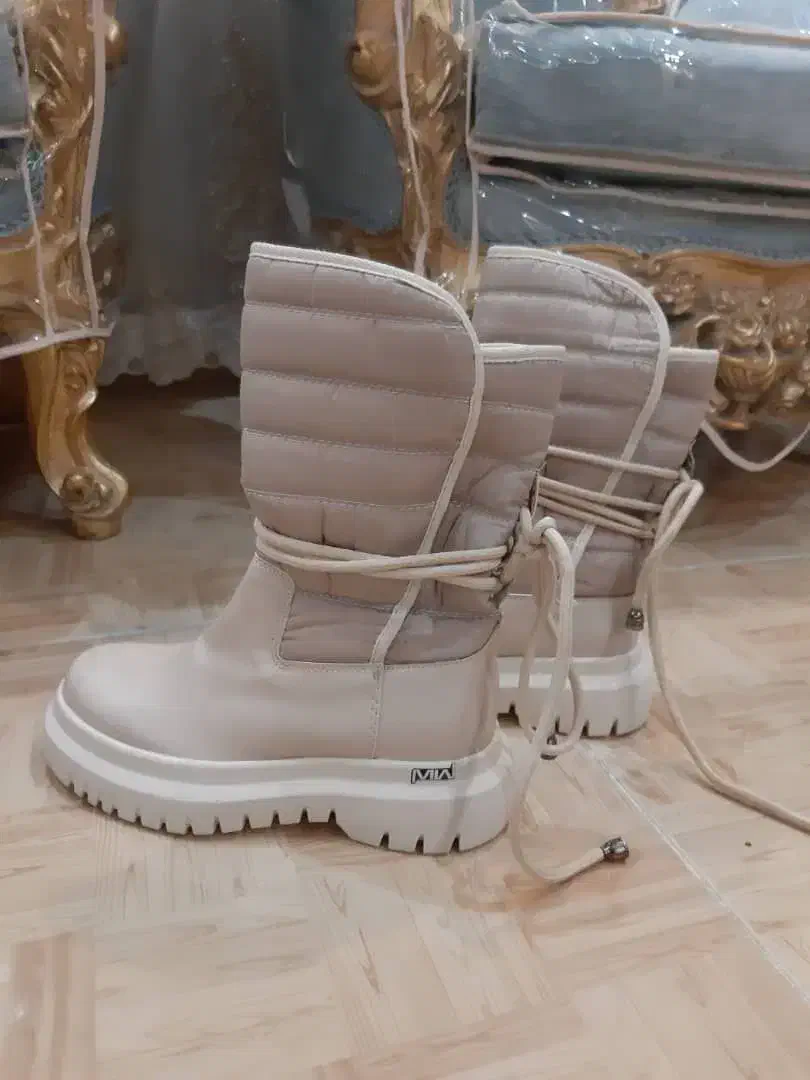 پوتین نو زنانه|کیف، کفش، کمربند|میاندوآب, |دیوار