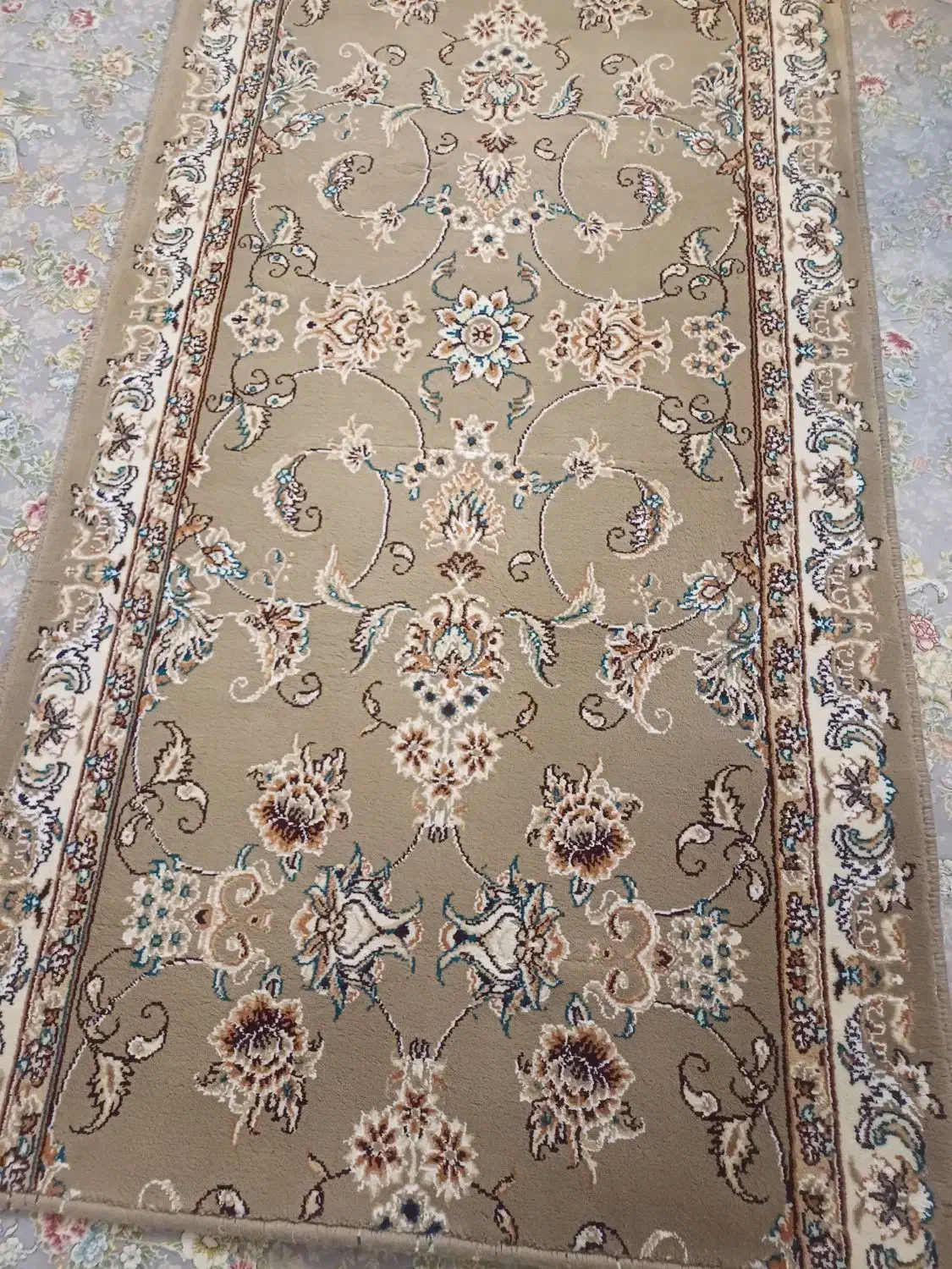 فرش کناره گردویی|فرش|قم, علی آباد سعدگان|دیوار