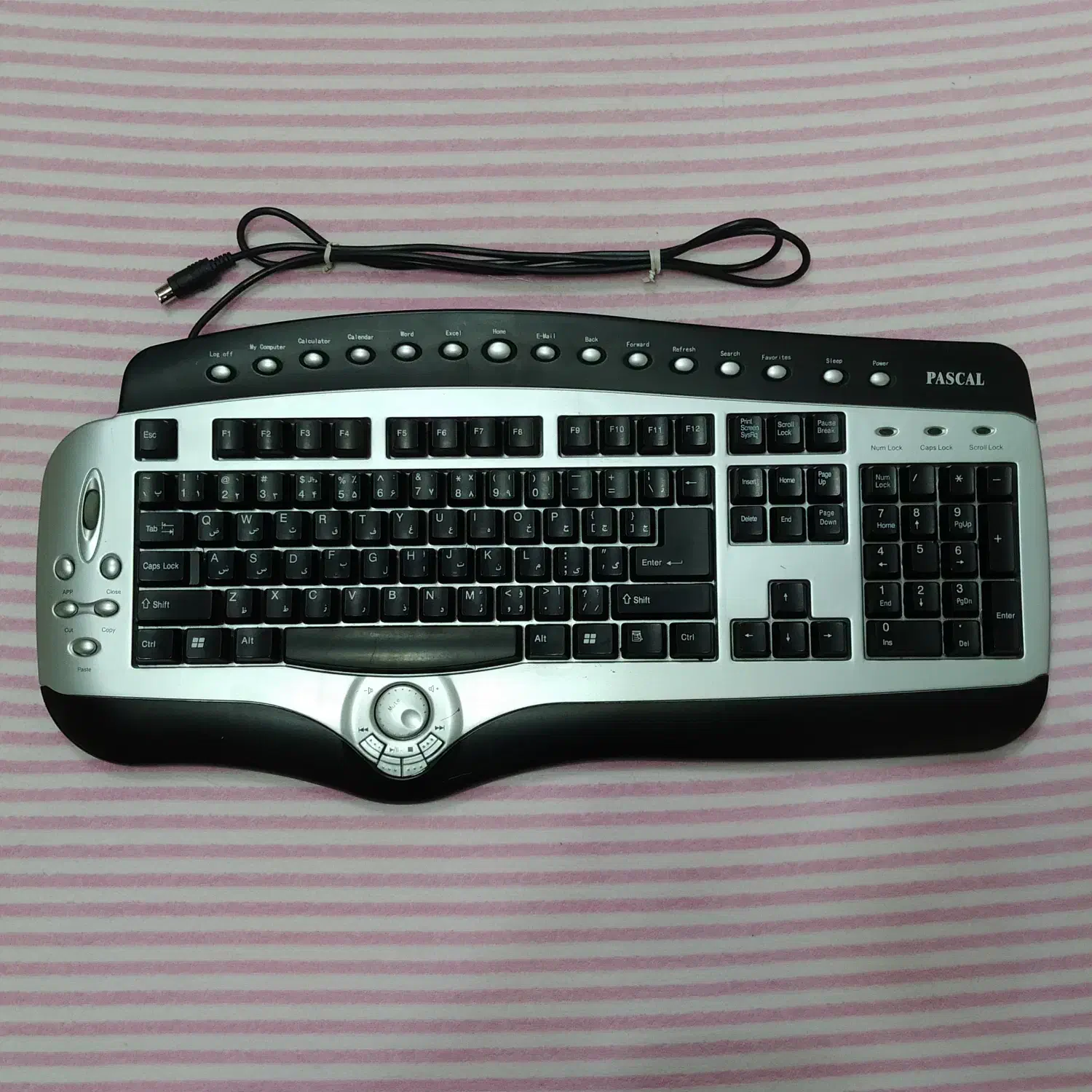 تعدادی کیبورد کامپیوتر از ۲۵۰|قطعات و لوازم جانبی رایانه|نجف‌آباد, شهید رجایی|دیوار