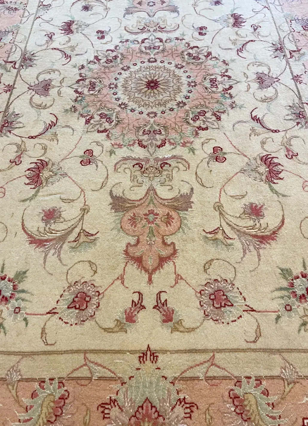 یک جفت فرش دستباف تبریز گل ابریشم ۱/۵ متری|فرش|تهران, قیطریه|دیوار