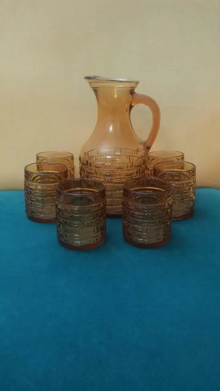 پارچ و لیوان ایتالیایی|کلکسیون اشیاء عتیقه|کیش, |دیوار