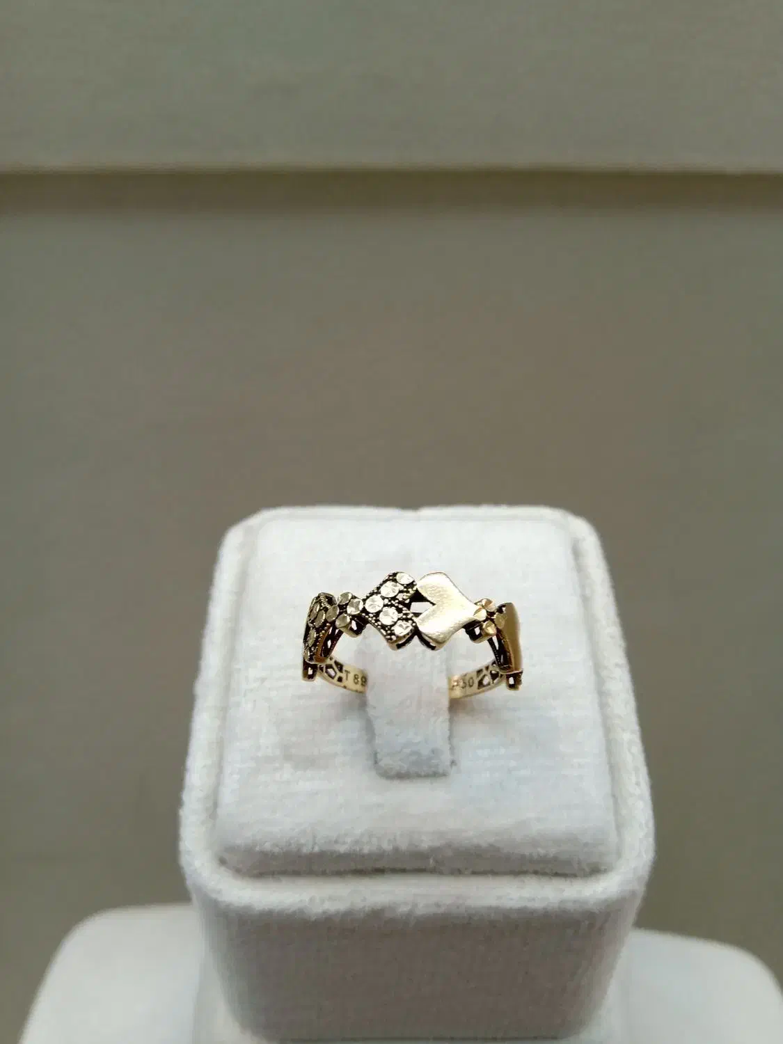 طلای نو|جواهرات|شیراز, خلدبرین|دیوار