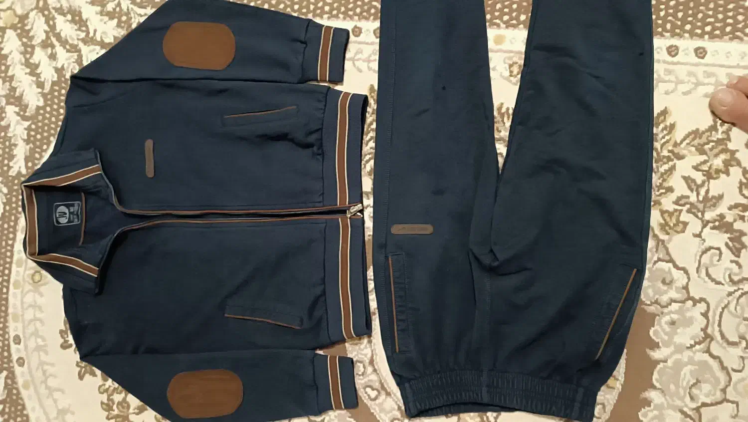 لباس|کفش و لباس بچه|تالش, طولارود|دیوار