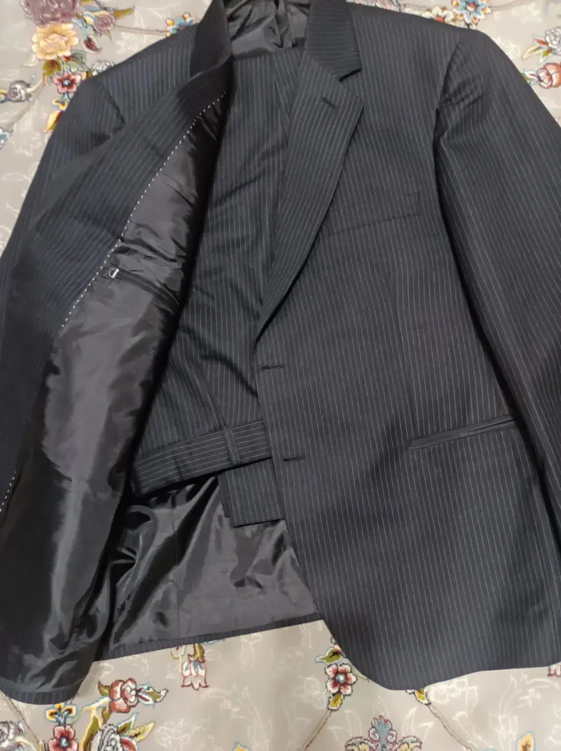 کت و شلوار کاملاً نوع اصلا استفاده نشده|لباس|مشگین شهر, |دیوار