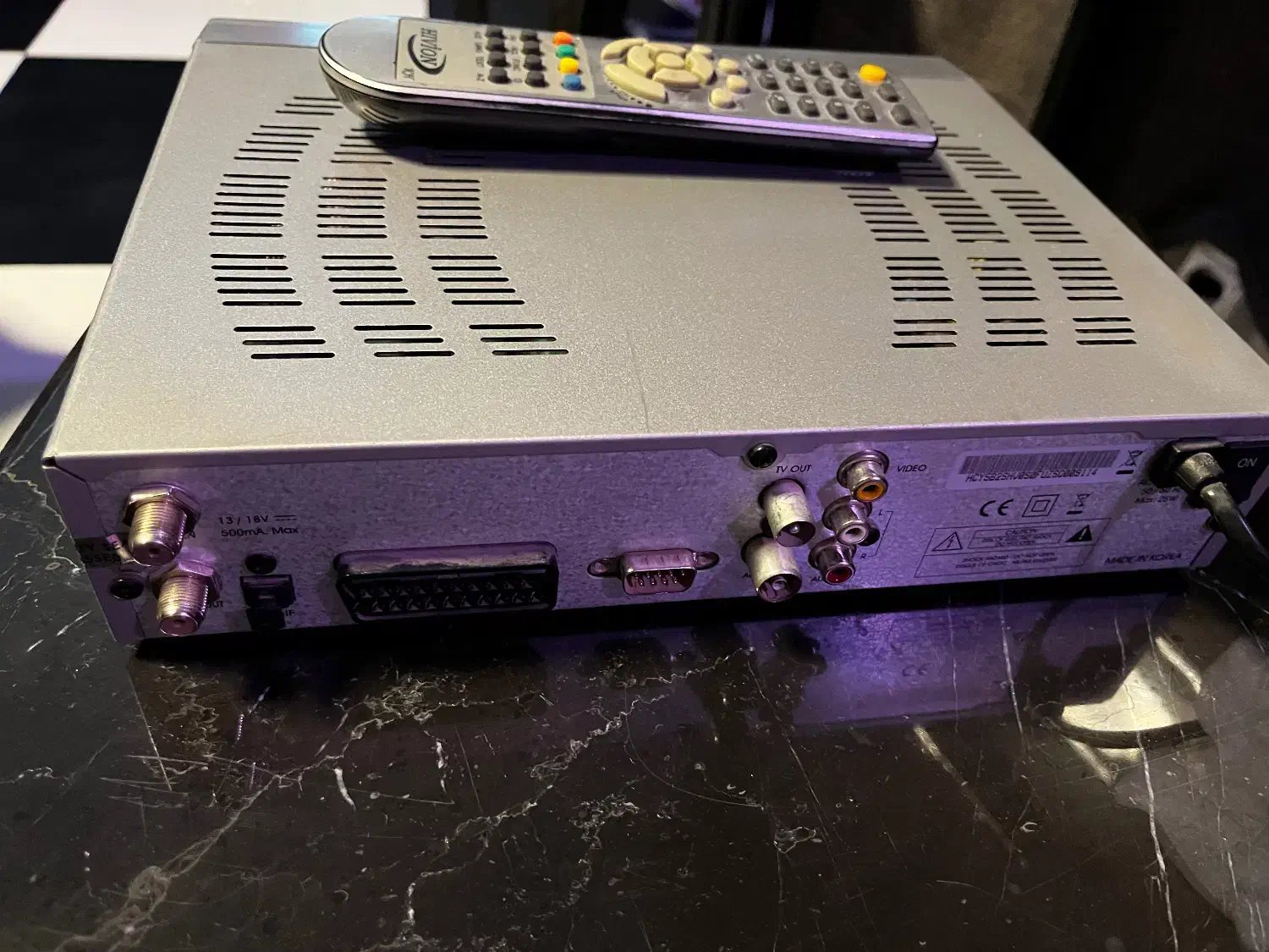 گیرندهHivionبا کنترل|صوتی و تصویری|فردیس, سرحدی|دیوار