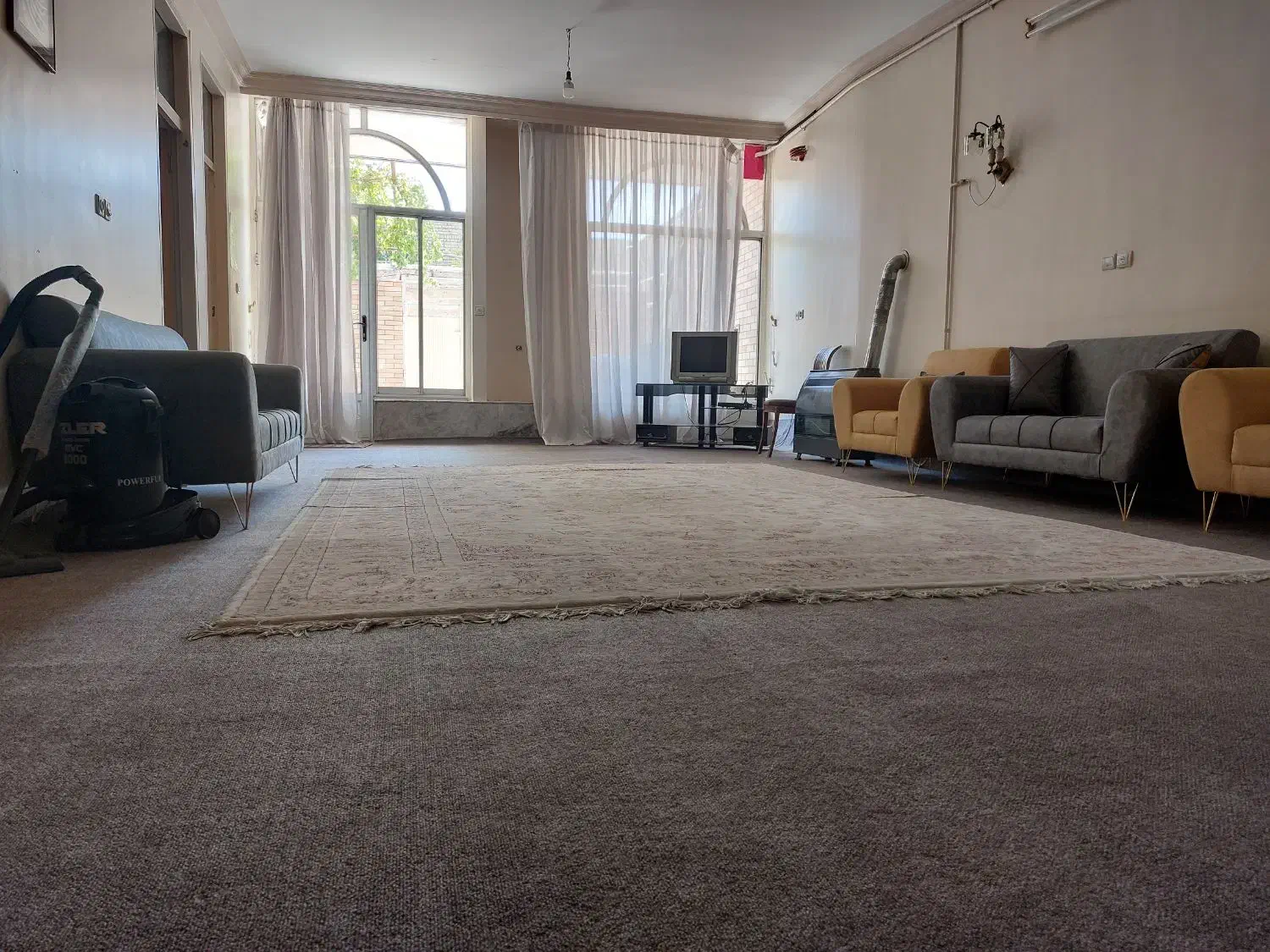 اجاره روزانه منزل خیابان آتشگاه منارجنبان|اجارهٔ کوتاهمدت آپارتمان و سوئیت|اصفهان, کارلادان|دیوار