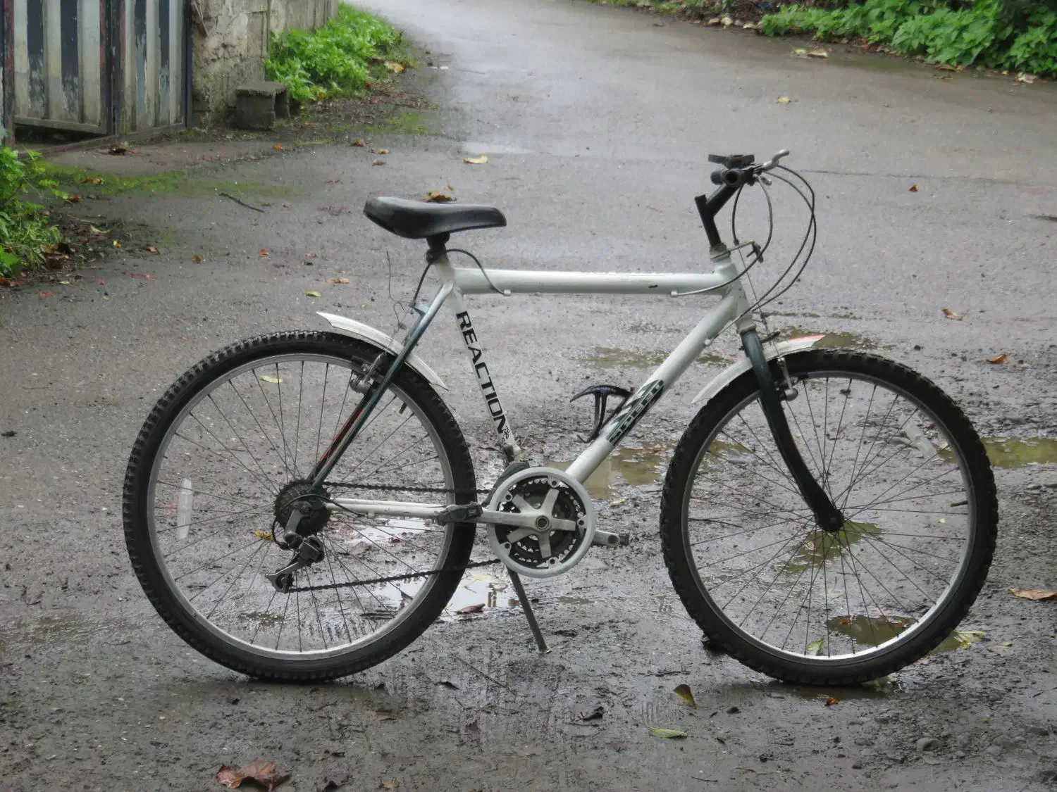 دنده ای سایز 26 و 24|دوچرخه، اسکیت، اسکوتر|رودسر, |دیوار