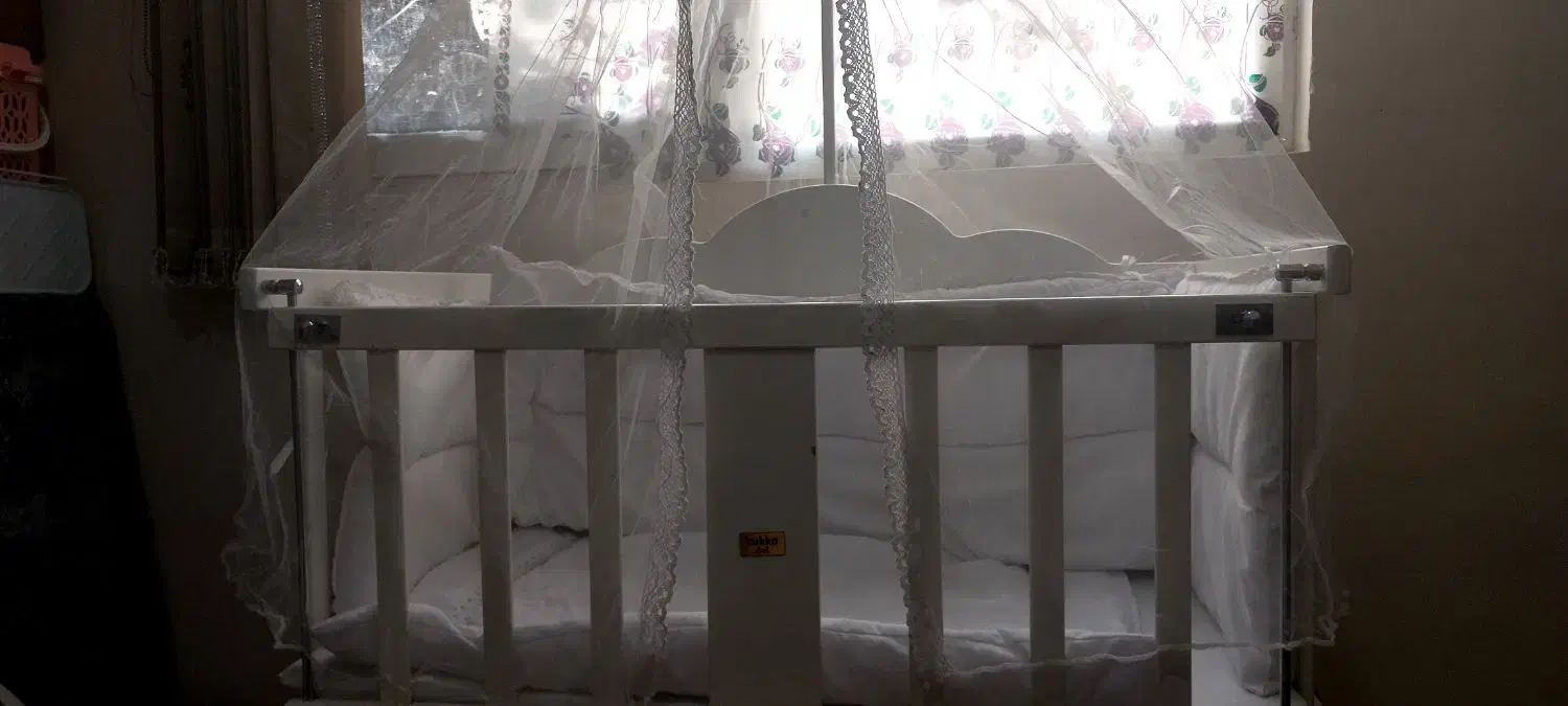 وسایل نوزادی|تخت و سرویس خواب|شاهینشهر, مسکن مهر|دیوار
