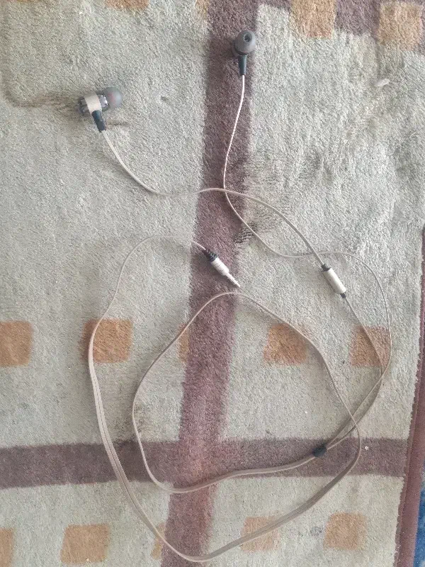 هنزفری|لوازم جانبی موبایل و تبلت|همدان, |دیوار