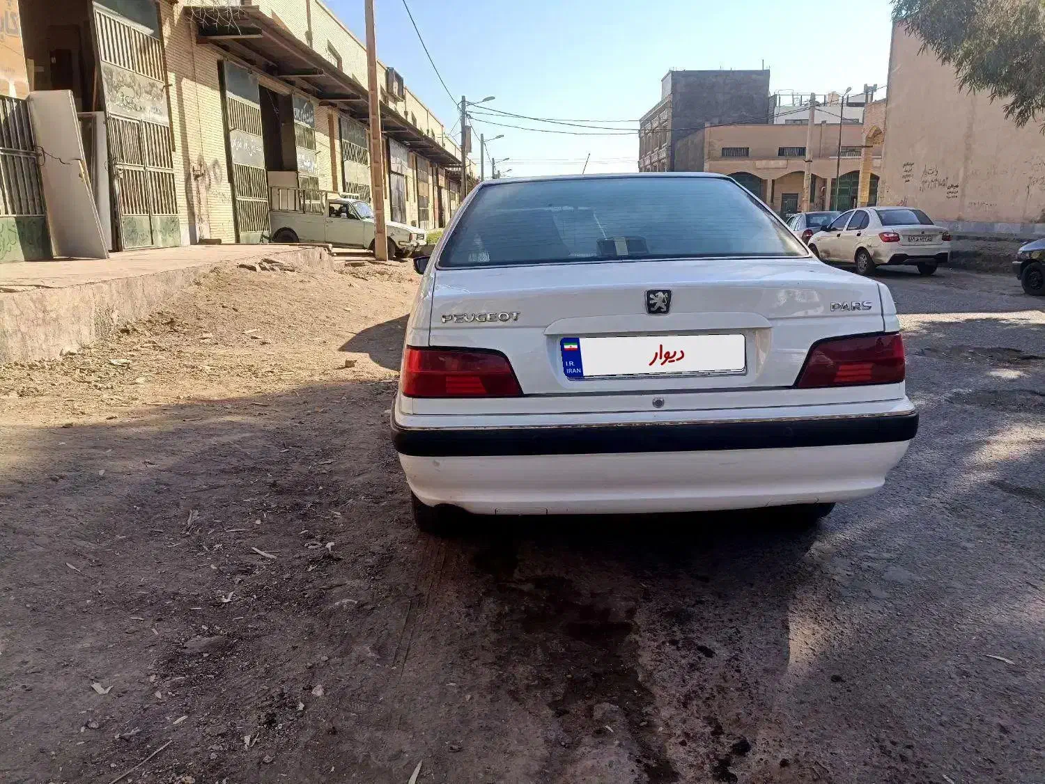 پارس مدل۹۸ «خونگی»|خودرو سواری و وانت|زاهدان, |دیوار