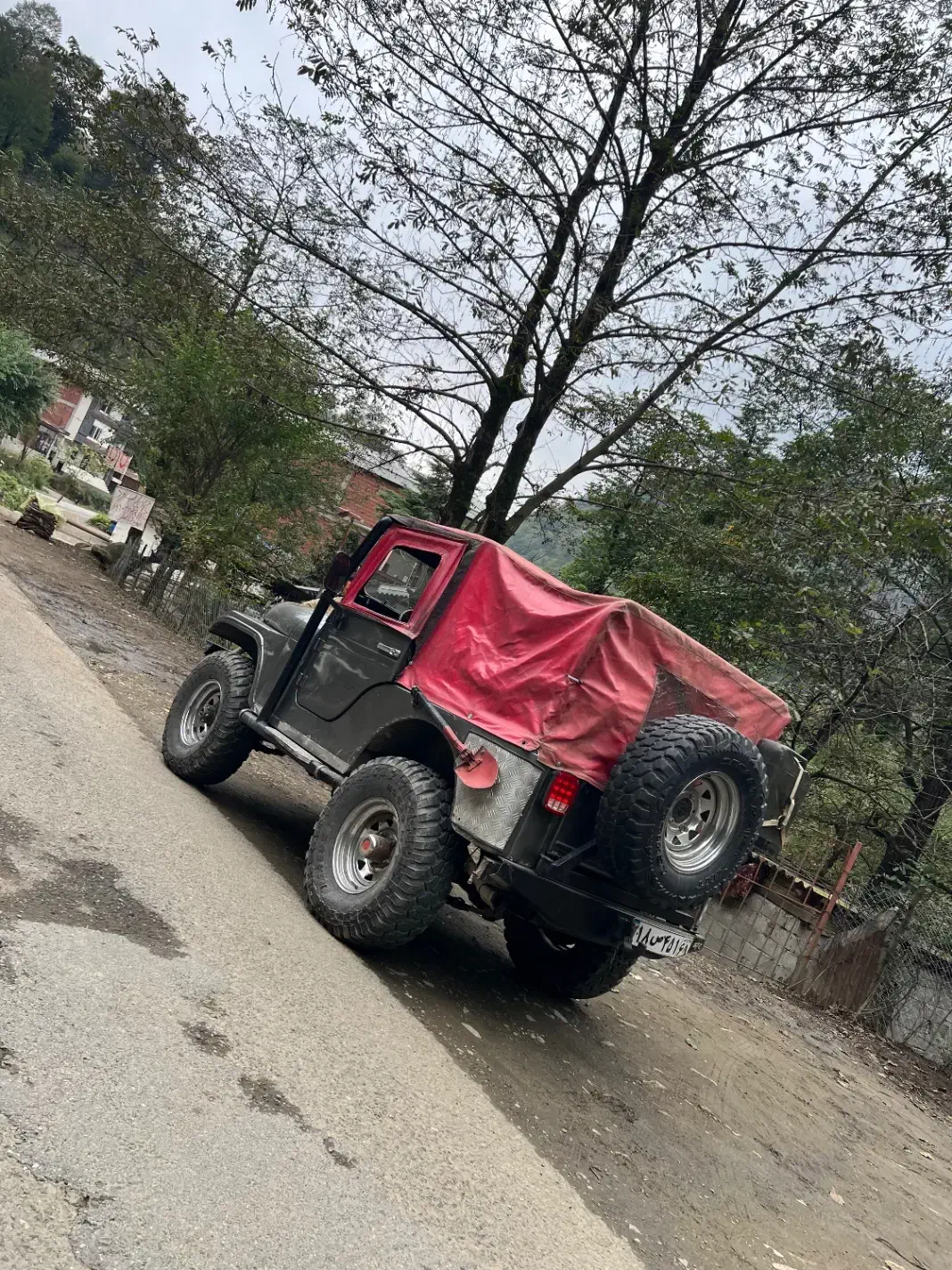 جیپ توسن کروک|خودرو کلاسیک|همدان, |دیوار