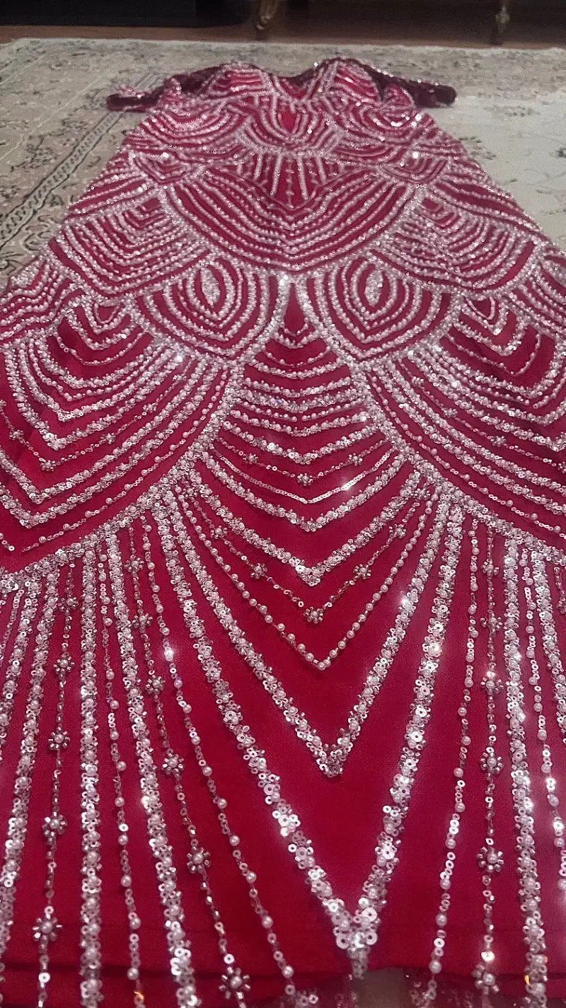 پیراهن مجلسی تمام کار شده ازمنجوق و‌مروارید و‌پولک|لباس|چالوس, |دیوار