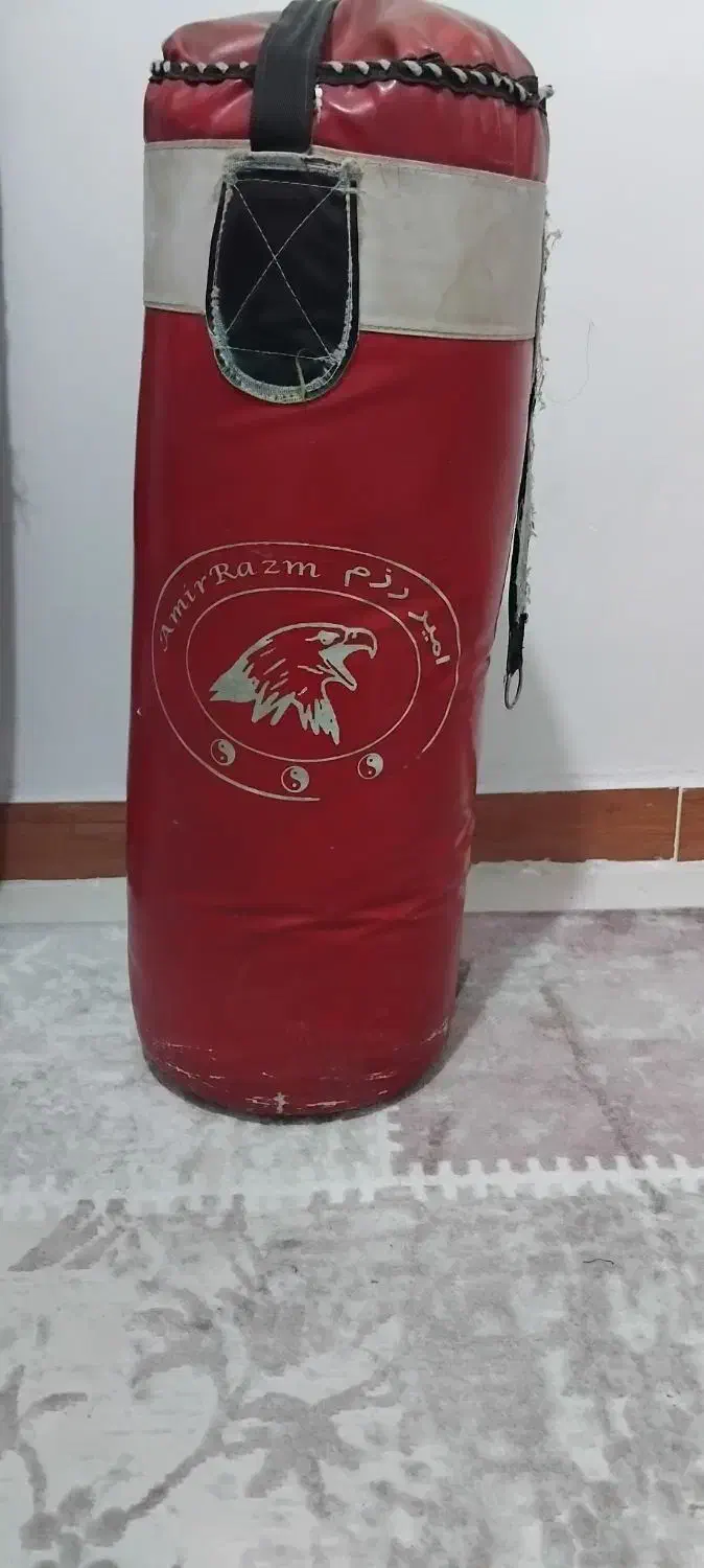 کیسه بوکس|تجهیزات ورزشی|فولادشهر, مسکن مهر فولادشهر|دیوار