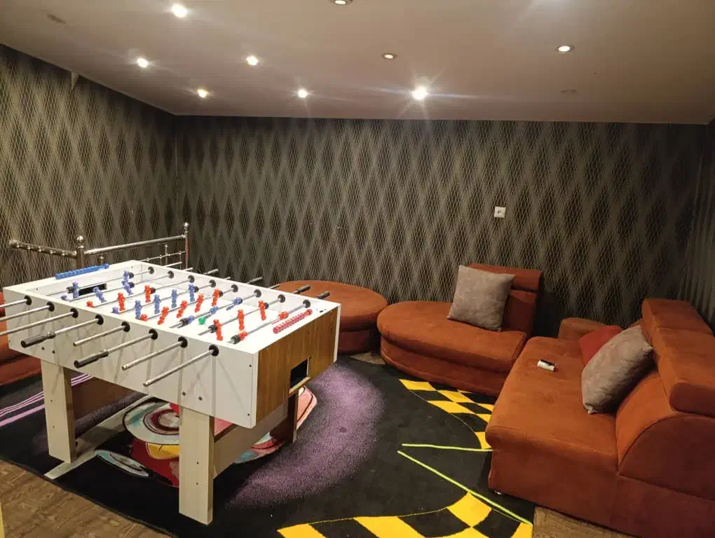 اجاره باغ ویلا اصفهان.گلدشت زازران.درچه|اجارهٔ کوتاه‌مدت ویلا و باغ|ابریشم, |دیوار