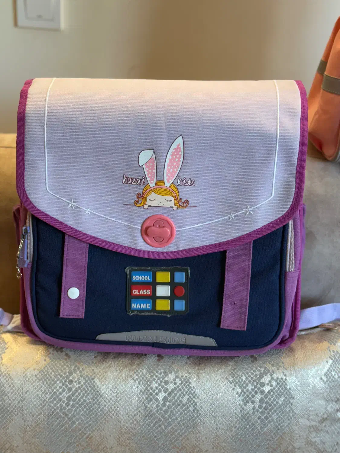 کوله پشتی|کیف، کفش، کمربند|تهران, دریاچه شهدای خلیج فارس|دیوار