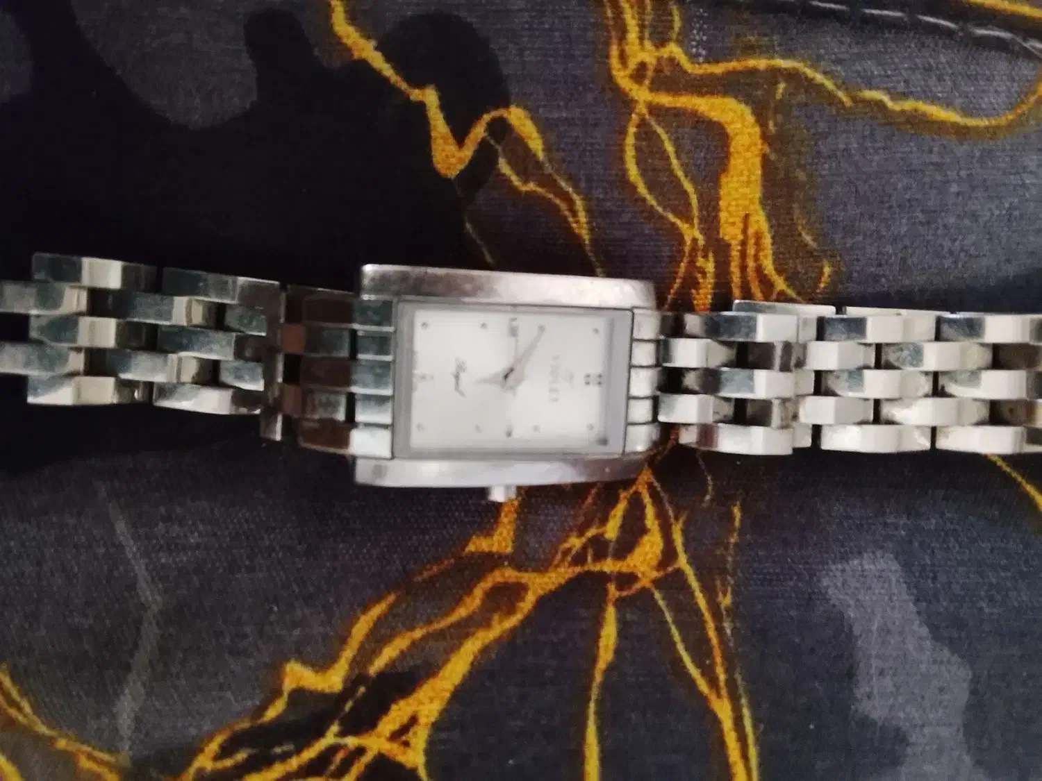 ساعت مچی|ساعت|فولادشهر, مسکن مهر فولادشهر|دیوار