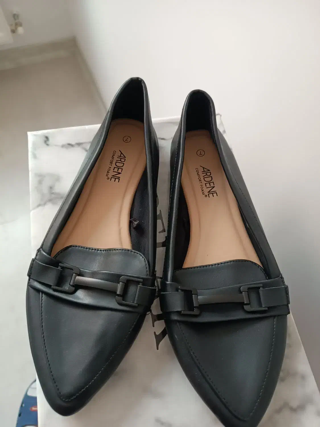 کفش|کیف، کفش، کمربند|شیراز, دکتر حسابی|دیوار