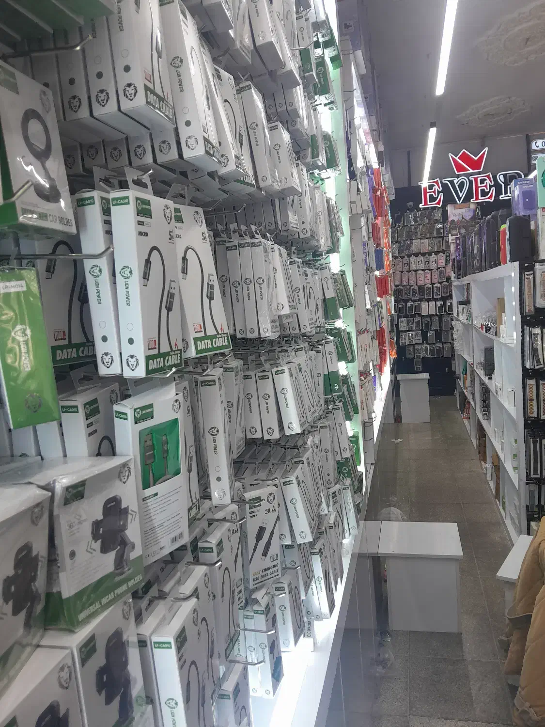 پخش لوازم جانبی. اقساط بدون سود.پیش پرداخت .کارمزد|لوازم جانبی موبایل و تبلت|اصفهان, شهید رجایی|دیوار