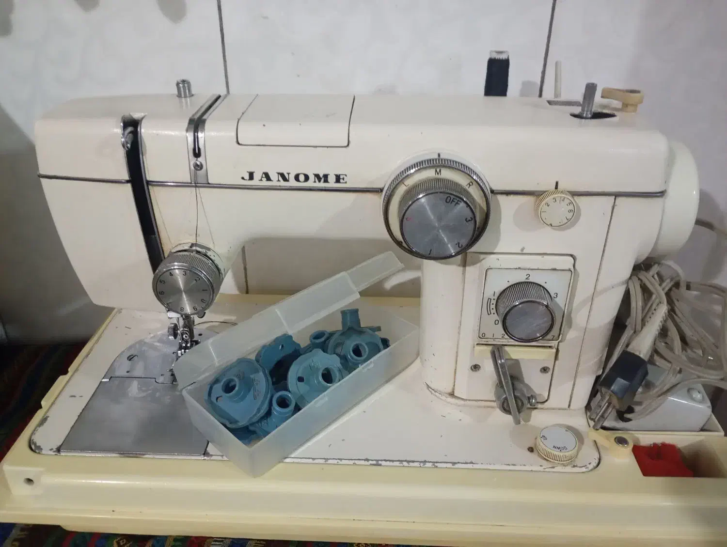 فروش چرخ  ژانومه  802وارداتی نو و کارکرده گنبدم|چرخ خیاطی و ریسندگی|گنبد کاووس, |دیوار