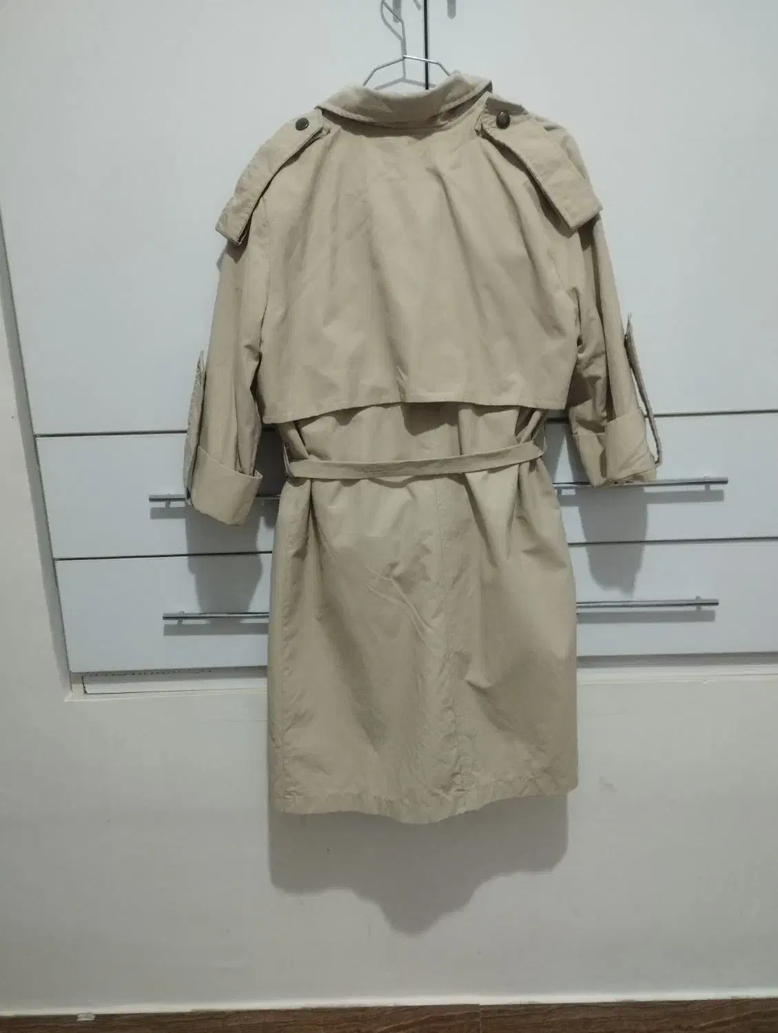 بارانی درحدنو|لباس|سقز, |دیوار