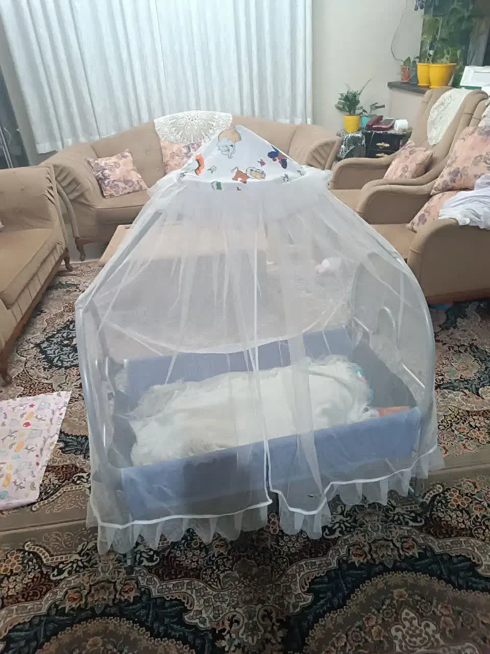 گهواره نوزاد کاملا سالم|اسباب و اثاث بچه|لواسان, |دیوار