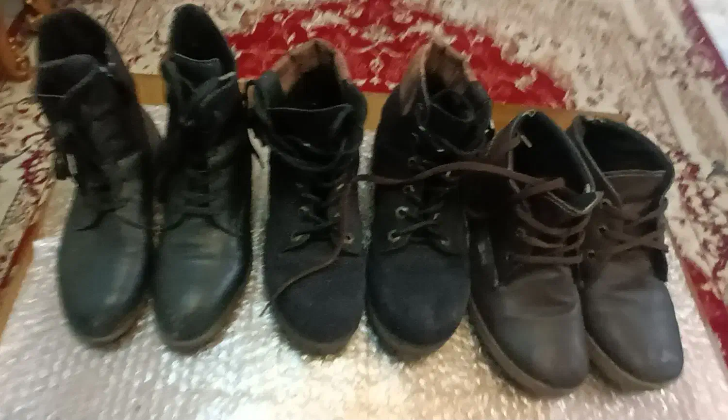 تعدادی کیف و کفش|کیف، کفش، کمربند|تهران, چیتگر جنوبی|دیوار