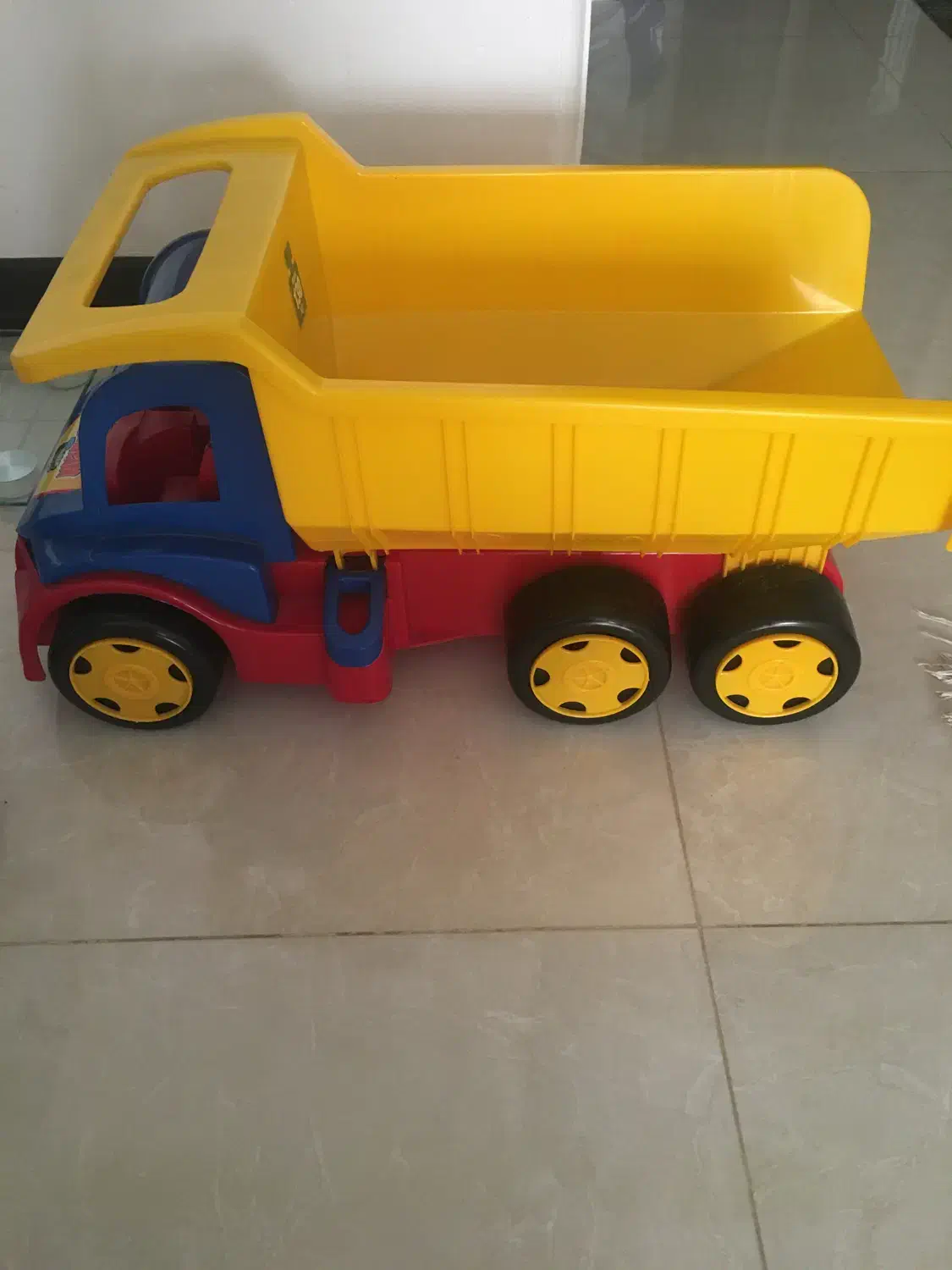 موتور موزیکال و کامیون بررگ|اسباببازی بچه|ساری, |دیوار