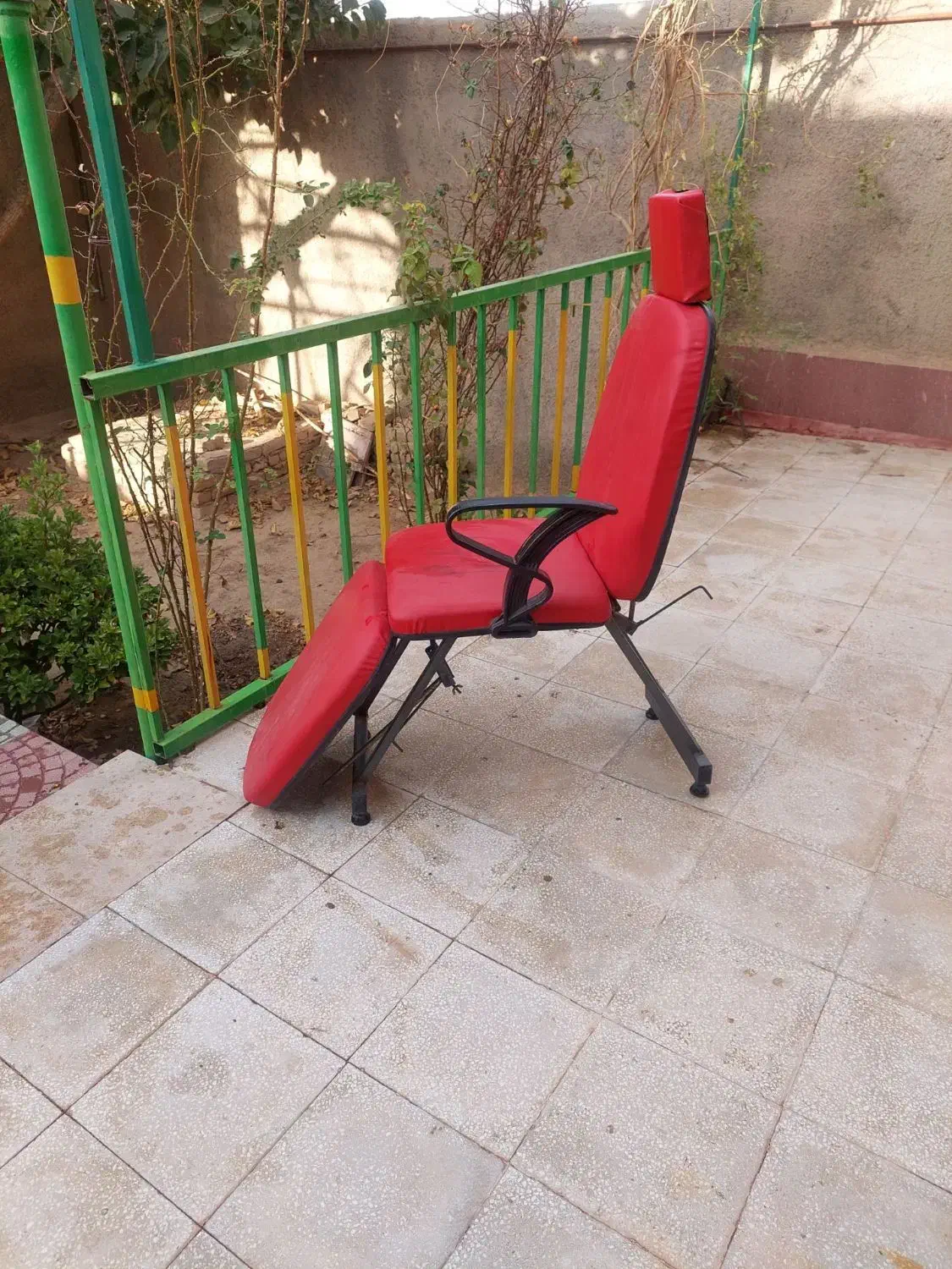 صندلی آرایشگاهی|آرایشگاه و سالنهای زیبایی|سبزوار, رباط|دیوار