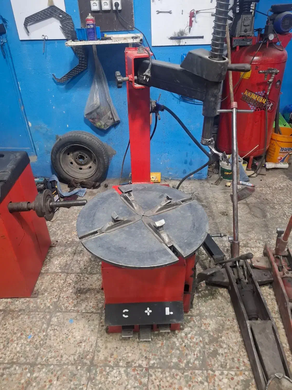 وسایل تعویض لاستیک و پنچری|قطعات یدکی و لوازم جانبی|داراب, |دیوار