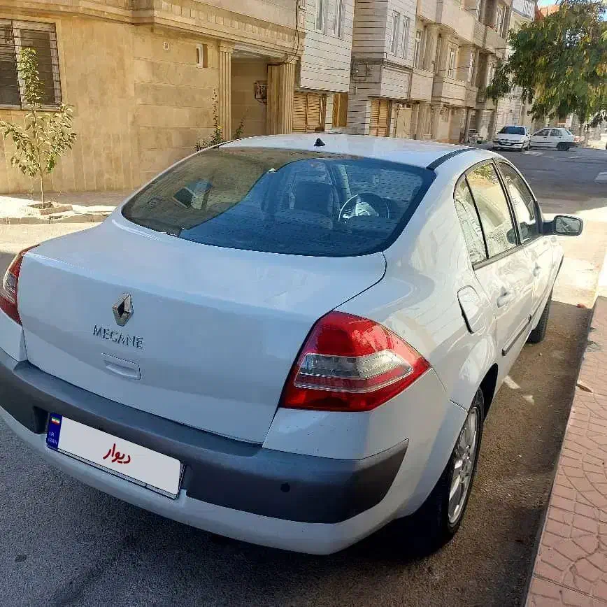 مگان ۲۰۰۰ اتوماتیک|خودرو سواری و وانت|نقده, |دیوار